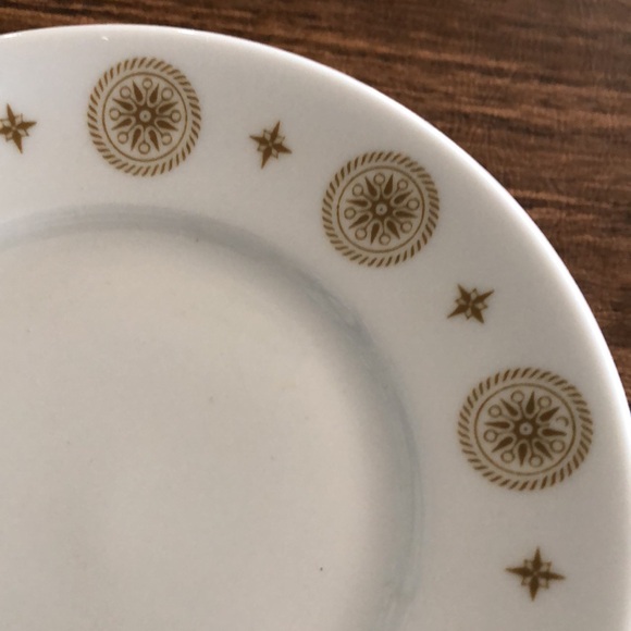 SHENANGO VINTAGE GOLD MEDALLION ATOMIC CHINA / 6” Bread plate Set of 7 - Picture 3 of 5